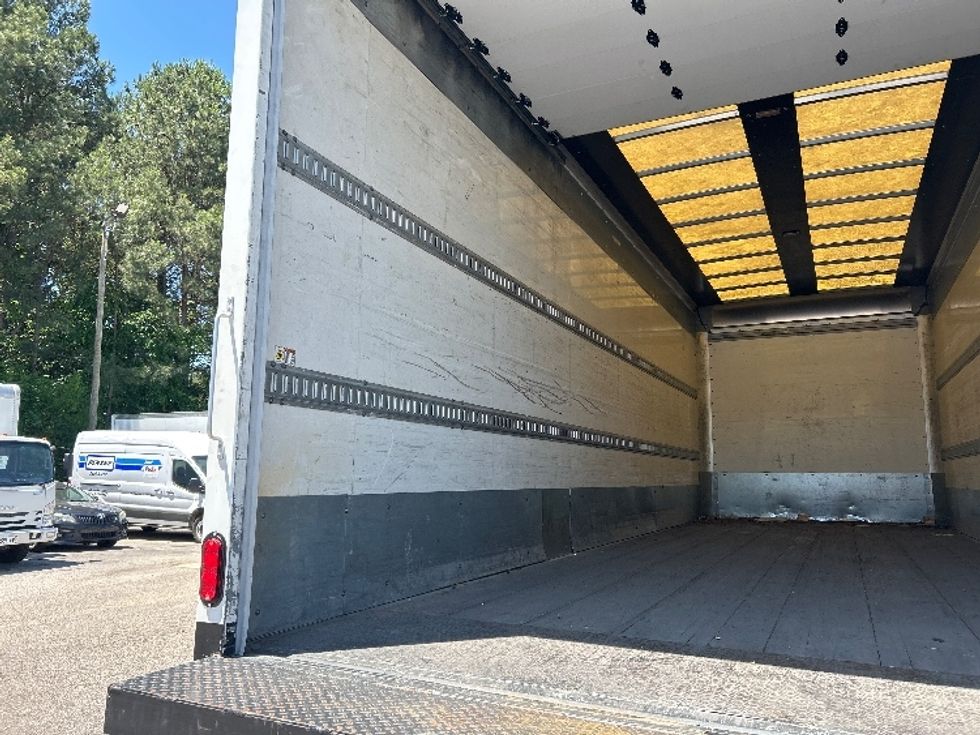 Medium Duty Box Truck-Light and Medium Duty Trucks-Hino-2019-268-Pell City-AL-23,008\n\t\tmiles-$ 59,000 - Image 11