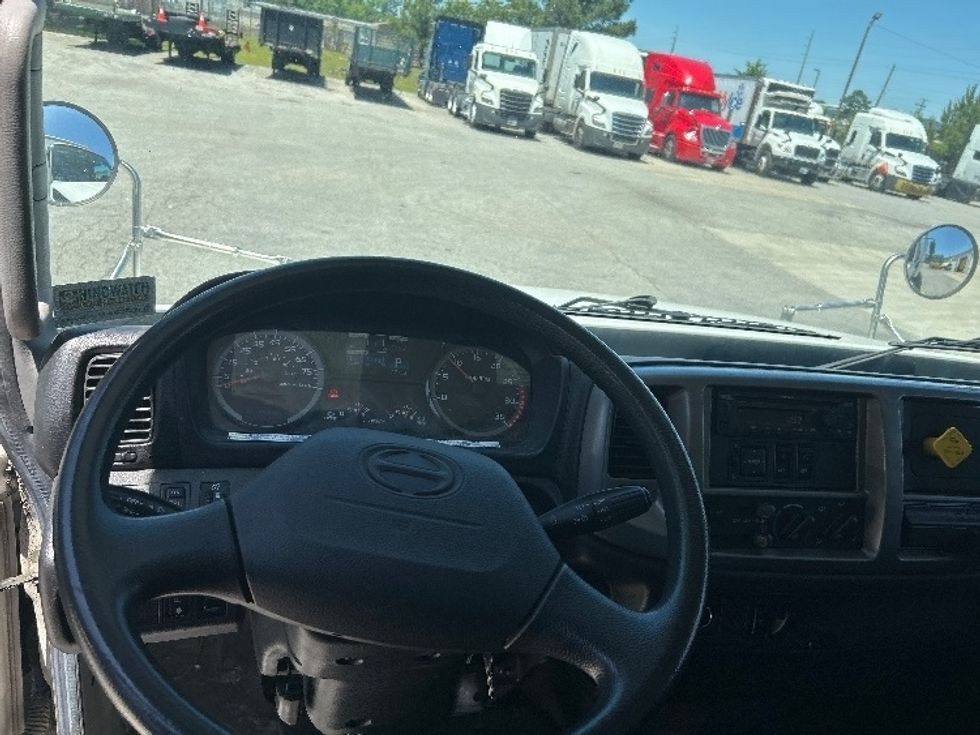Medium Duty Box Truck-Light and Medium Duty Trucks-Hino-2019-268-Pell City-AL-23,008\n\t\tmiles-$ 59,000 - Image 17