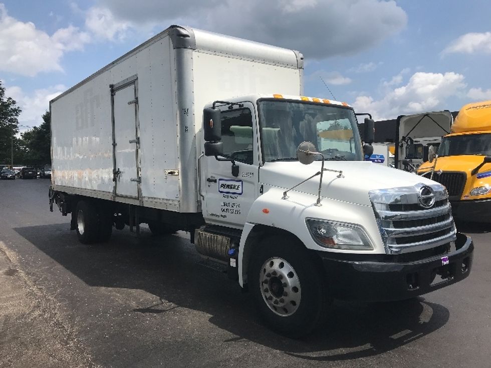 Medium Duty Box Truck-Light and Medium Duty Trucks-Hino-2019-268-Pennsauken-NJ-112,566\n\t\tmiles-$ 53,500 - Image 1