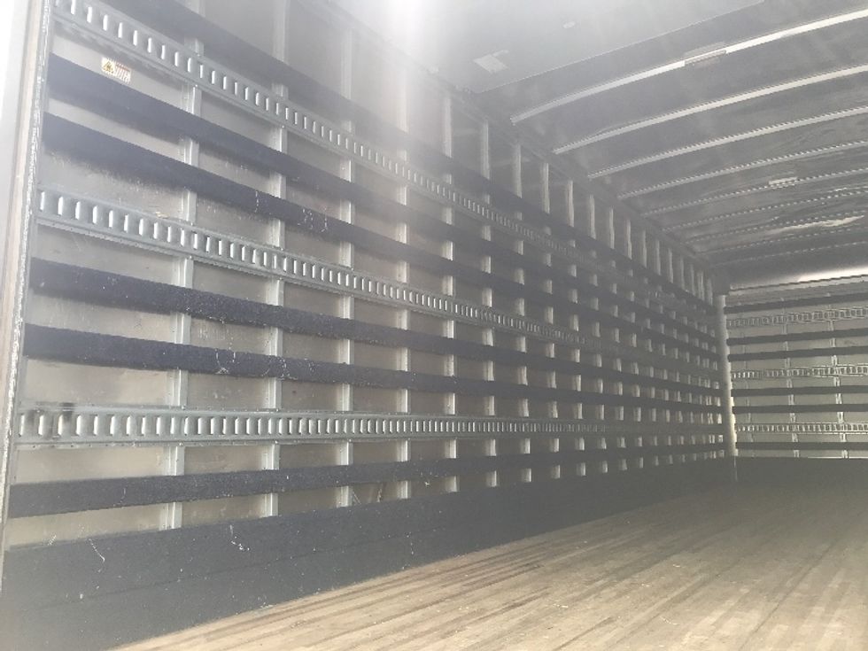 Medium Duty Box Truck-Light and Medium Duty Trucks-Hino-2019-268-Pennsauken-NJ-112,566\n\t\tmiles-$ 53,500 - Image 11