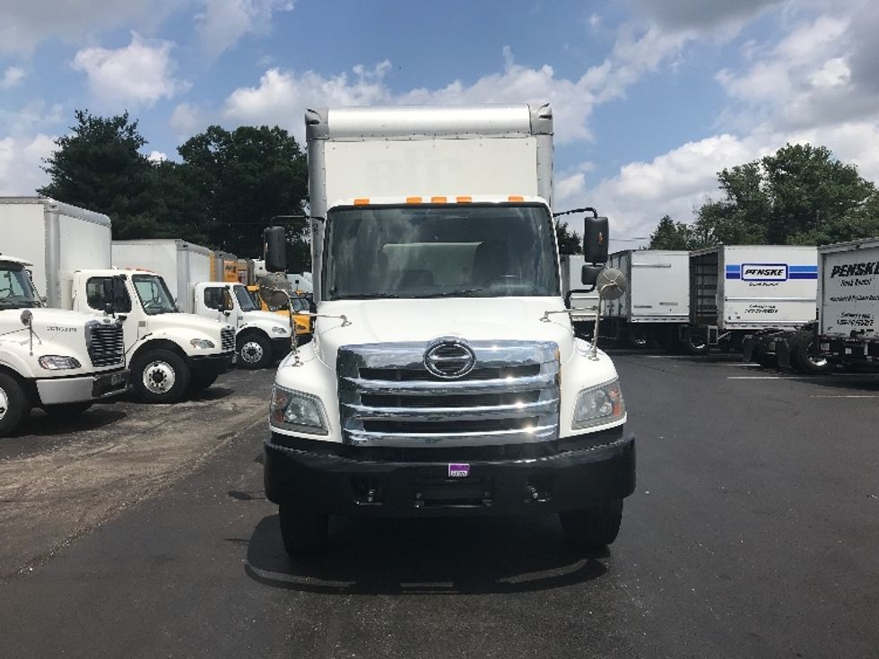 Medium Duty Box Truck-Light and Medium Duty Trucks-Hino-2019-268-Pennsauken-NJ-112,566\n\t\tmiles-$ 53,500 - Image 2