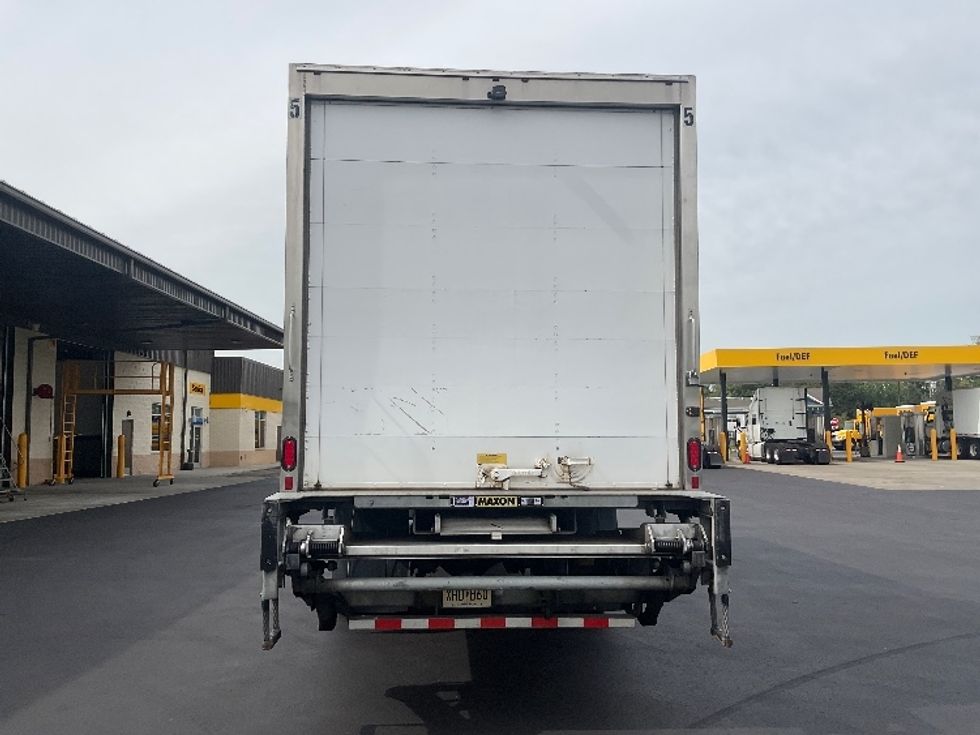 Medium Duty Box Truck-Light and Medium Duty Trucks-Hino-2019-268-Pennsauken-NJ-121,502\n\t\tmiles-$ 52,750 - Image 7