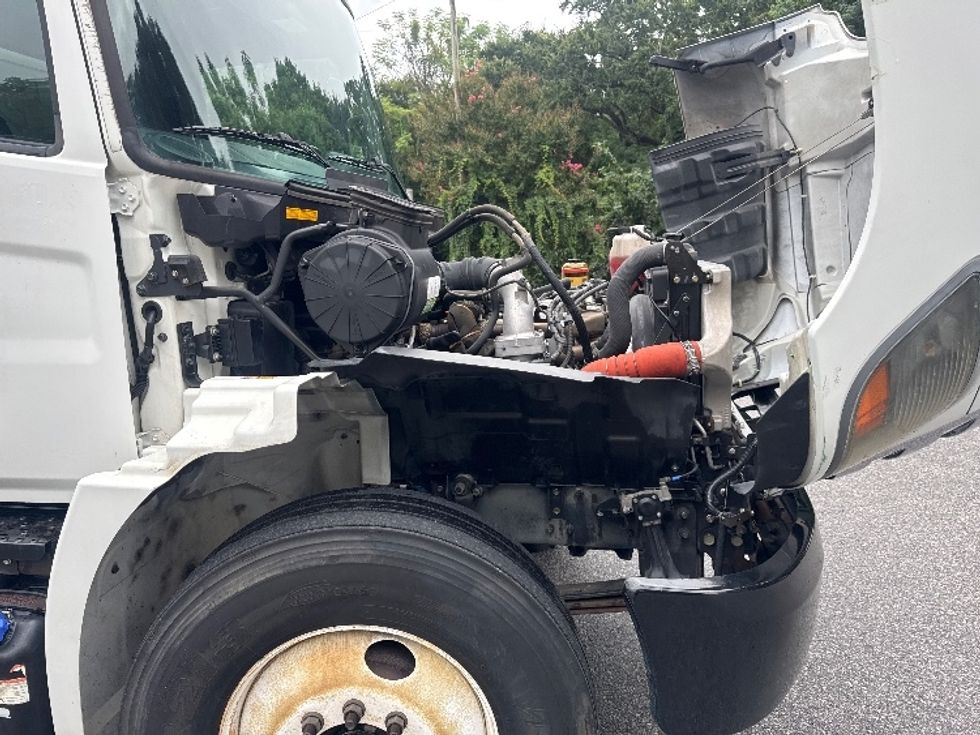 Medium Duty Box Truck-Light and Medium Duty Trucks-Hino-2019-268-Pensacola-FL-150,001\n\t\tmiles-$ 55,250 - Image 23