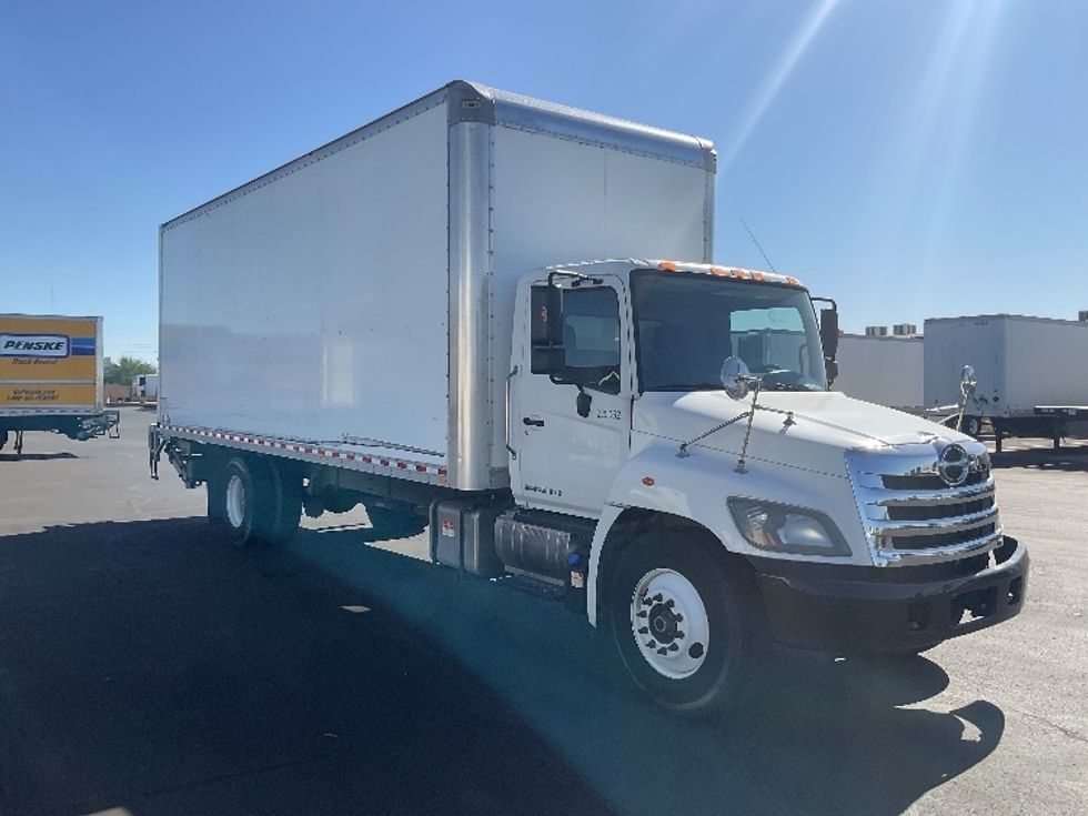 Medium Duty Box Truck-Light and Medium Duty Trucks-Hino-2019-268-Phoenix-AZ-163,787\n\t\tmiles-$ 53,000 - Image 1