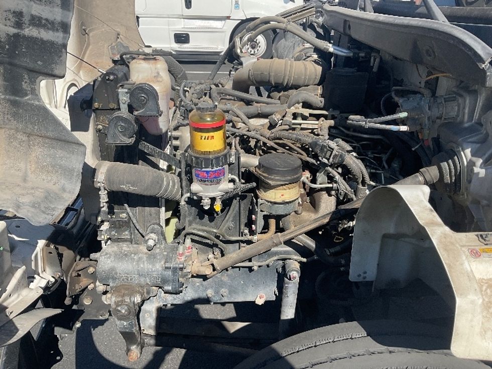 Medium Duty Box Truck-Light and Medium Duty Trucks-Hino-2019-268-Phoenix-AZ-163,787\n\t\tmiles-$ 53,000 - Image 24