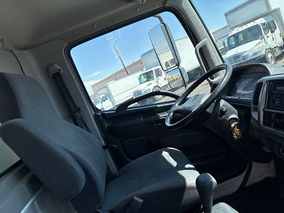Medium Duty Box Truck-Light and Medium Duty Trucks-Hino-2019-268-Phoenix-AZ-184,126\n\t\tmiles-$ 50,000 - Image 22