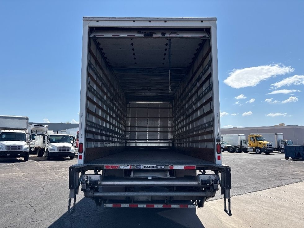 Medium Duty Box Truck-Light and Medium Duty Trucks-Hino-2019-268-Phoenix-AZ-184,126\n\t\tmiles-$ 50,000 - Image 8