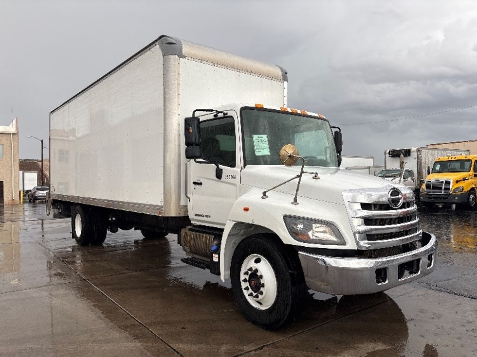Medium Duty Box Truck-Light and Medium Duty Trucks-Hino-2019-268-Phoenix-AZ-198,998\n\t\tmiles-$ 46,750 - Image 1