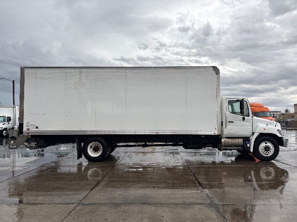 Medium Duty Box Truck-Light and Medium Duty Trucks-Hino-2019-268-Phoenix-AZ-198,998\n\t\tmiles-$ 46,750 - Image 15