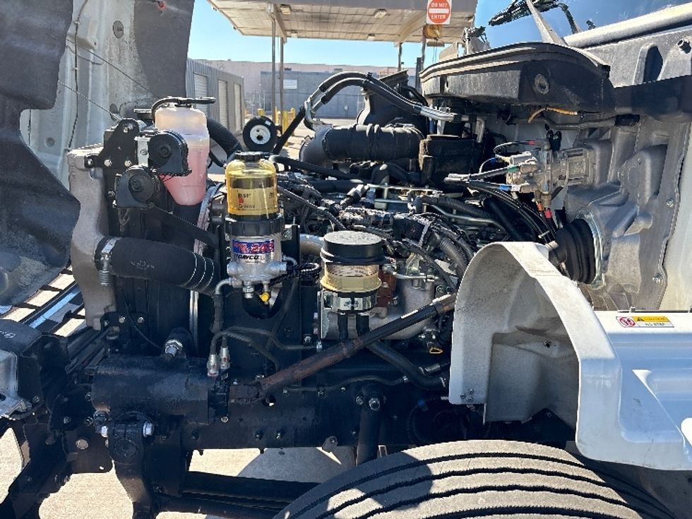 Medium Duty Box Truck-Light and Medium Duty Trucks-Hino-2019-268-Phoenix-AZ-217,200\n\t\tmiles-$ 44,750 - Image 24