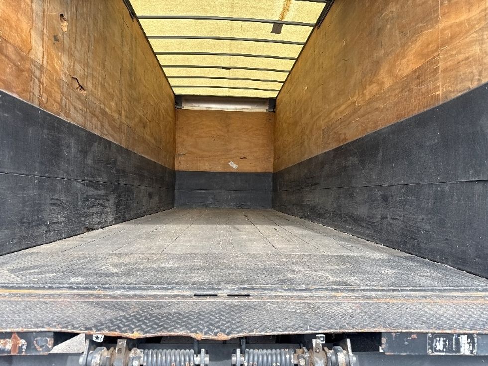 Medium Duty Box Truck-Light and Medium Duty Trucks-Hino-2019-268-Phoenix-AZ-223,431\n\t\tmiles-$ 42,000 - Image 10