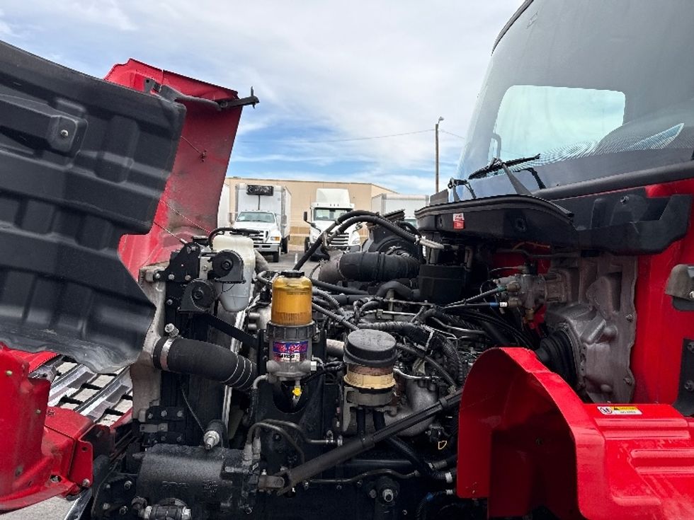 Medium Duty Box Truck-Light and Medium Duty Trucks-Hino-2019-268-Phoenix-AZ-223,431\n\t\tmiles-$ 42,000 - Image 23