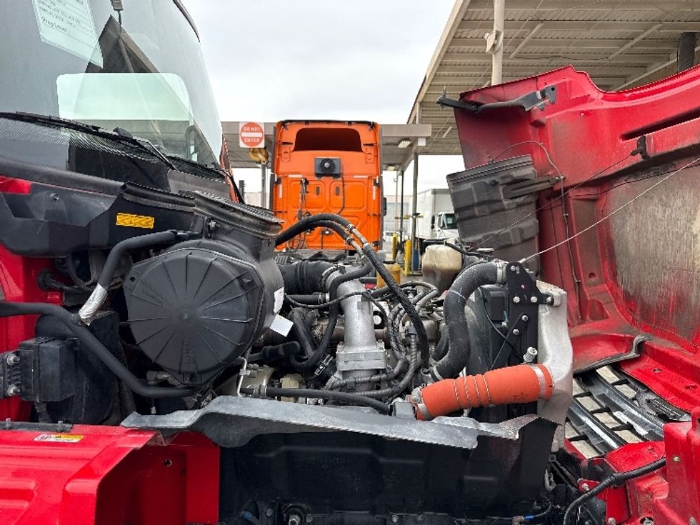 Medium Duty Box Truck-Light and Medium Duty Trucks-Hino-2019-268-Phoenix-AZ-223,431\n\t\tmiles-$ 42,000 - Image 24