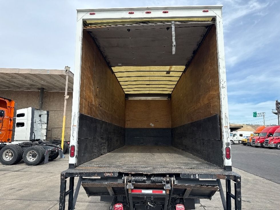 Medium Duty Box Truck-Light and Medium Duty Trucks-Hino-2019-268-Phoenix-AZ-223,431\n\t\tmiles-$ 42,000 - Image 8