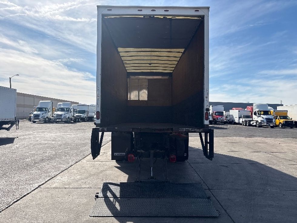 Medium Duty Box Truck-Light and Medium Duty Trucks-Hino-2019-268-Phoenix-AZ-278,996\n\t\tmiles-$ 33,250 - Image 9