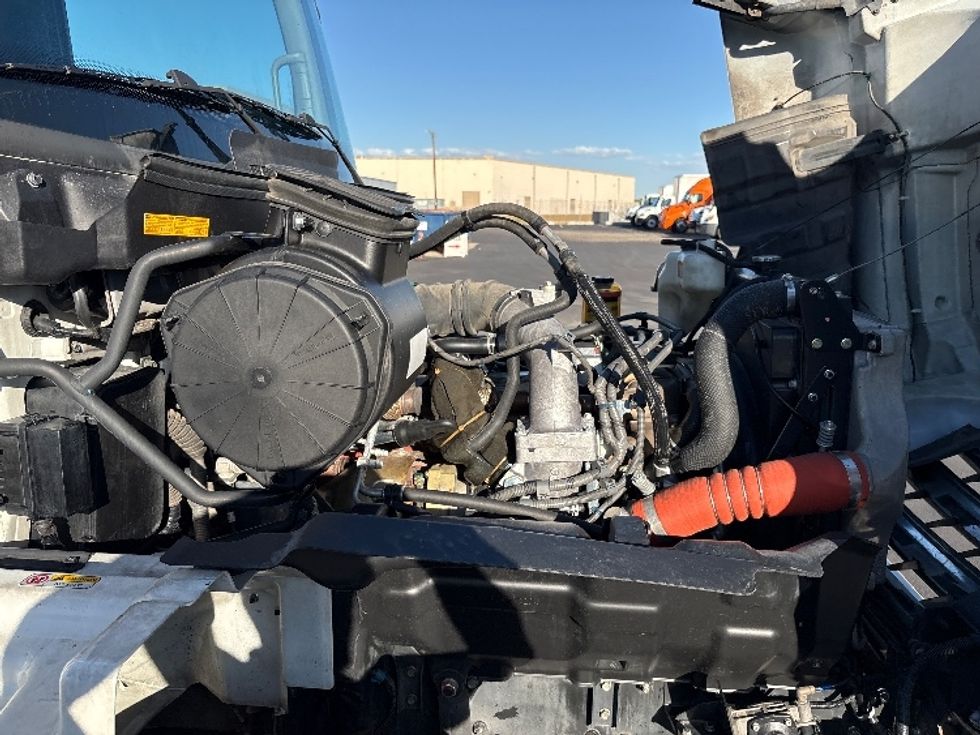 Medium Duty Box Truck-Light and Medium Duty Trucks-Hino-2019-268-Phoenix-AZ-301,146\n\t\tmiles-$ 29,000 - Image 23