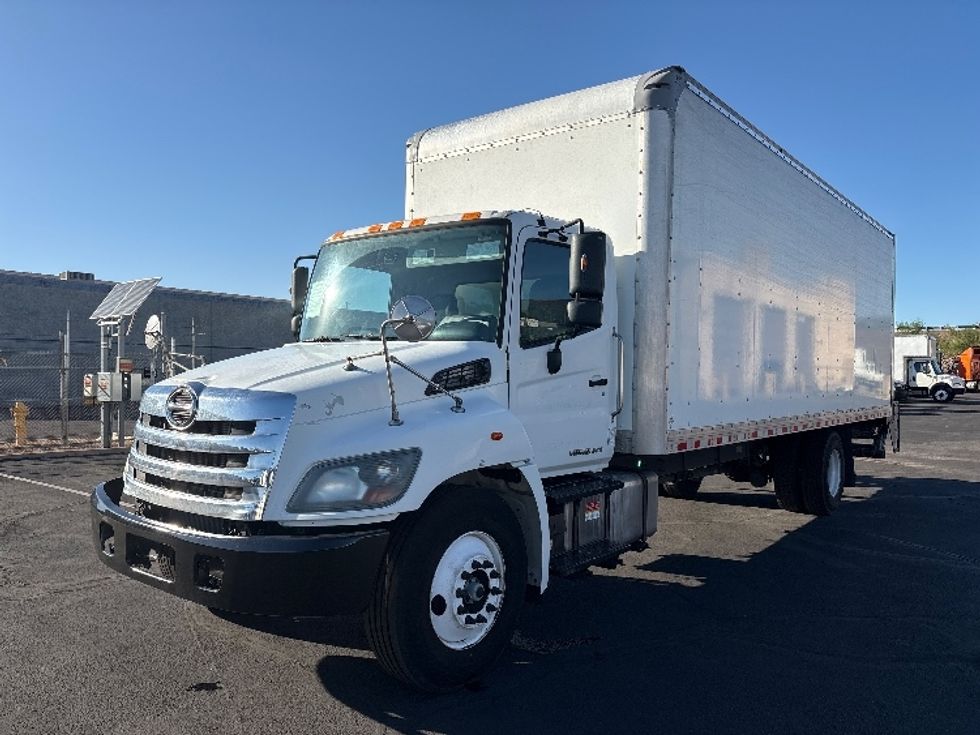 Medium Duty Box Truck-Light and Medium Duty Trucks-Hino-2019-268-Phoenix-AZ-301,146\n\t\tmiles-$ 29,000 - Image 3