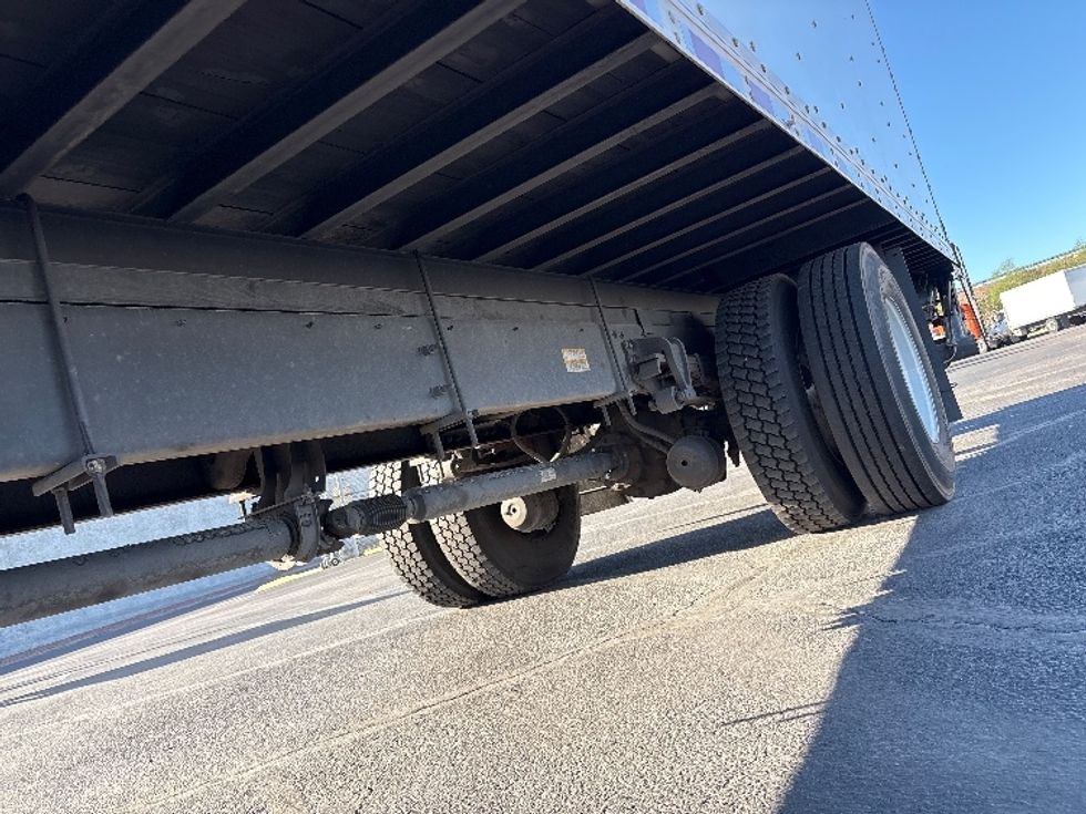 Medium Duty Box Truck-Light and Medium Duty Trucks-Hino-2019-268-Phoenix-AZ-301,146\n\t\tmiles-$ 29,000 - Image 5