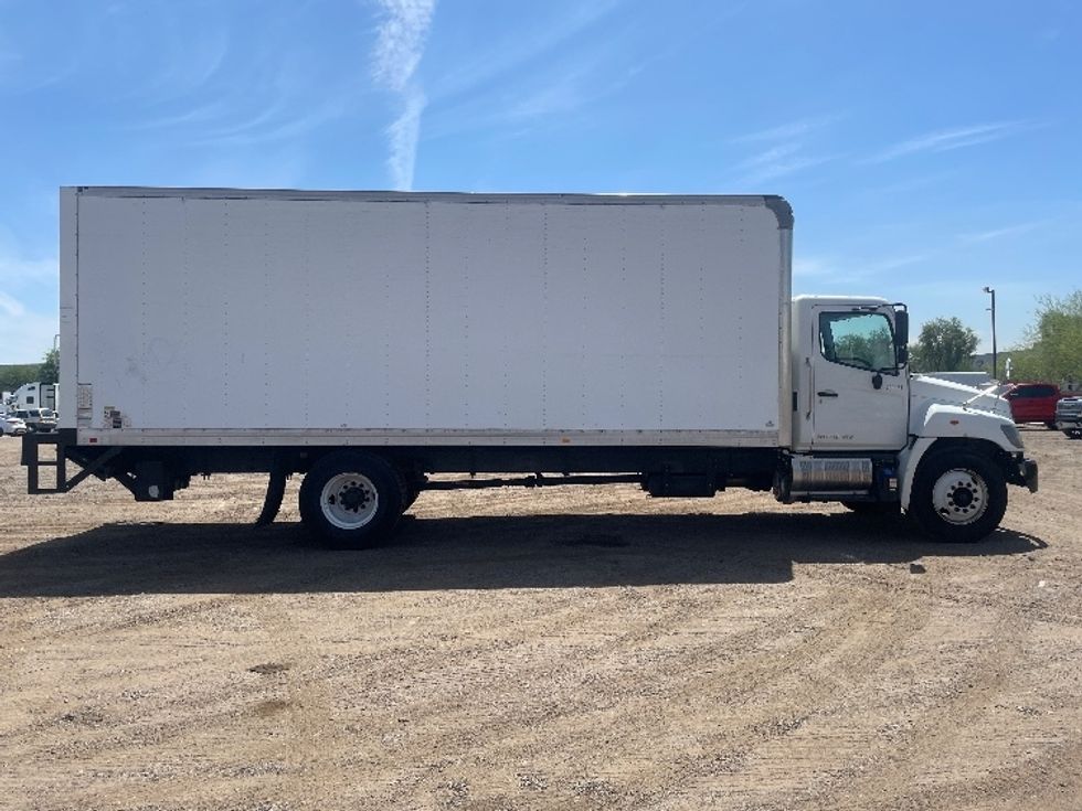Medium Duty Box Truck-Light and Medium Duty Trucks-Hino-2019-268-Phoenix-AZ-82,000\n\t\tmiles-$ 62,250 - Image 15