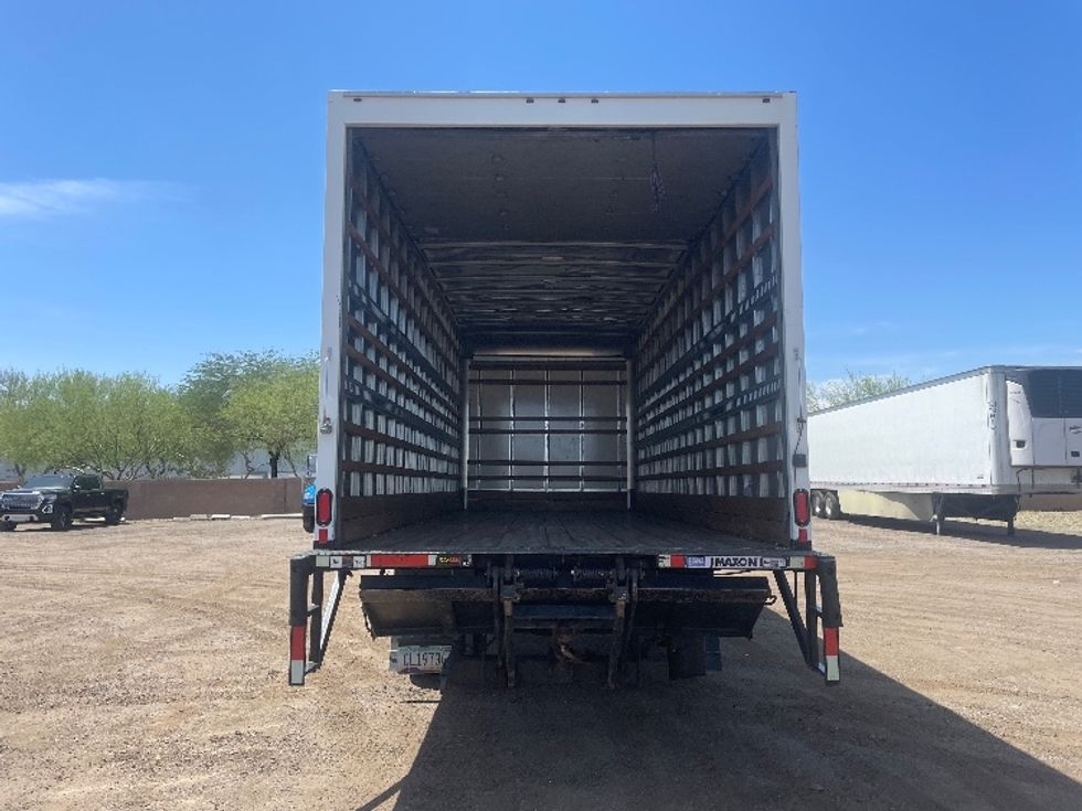 Medium Duty Box Truck-Light and Medium Duty Trucks-Hino-2019-268-Phoenix-AZ-82,000\n\t\tmiles-$ 62,250 - Image 8