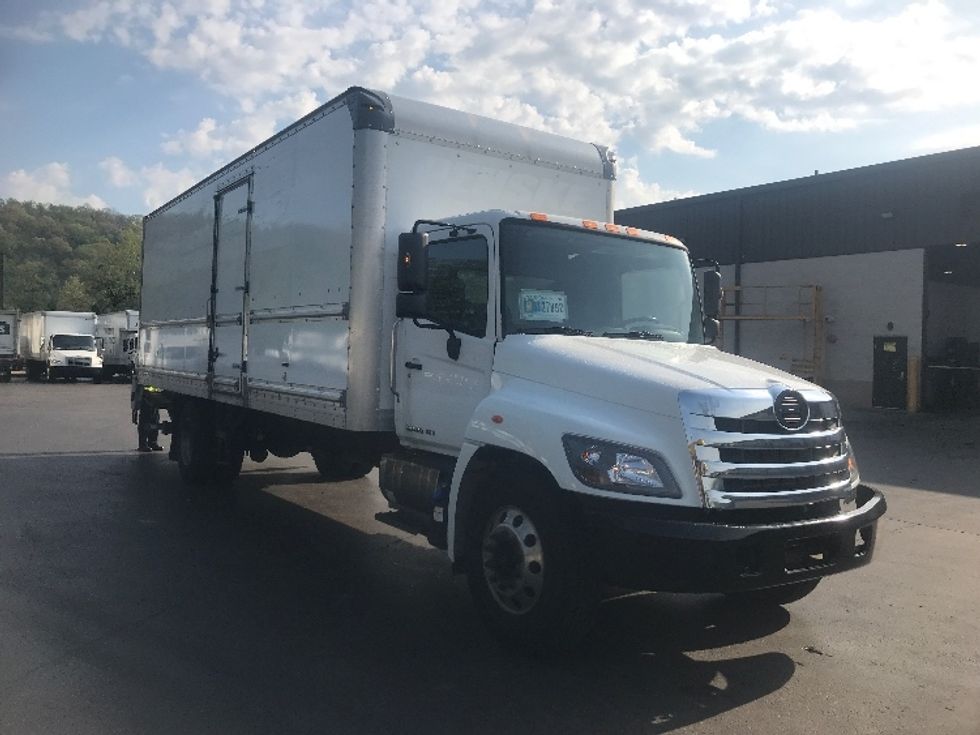 Medium Duty Box Truck-Light and Medium Duty Trucks-Hino-2019-268-Pittsburgh-PA-192,493\n\t\tmiles-$ 48,500 - Image 1