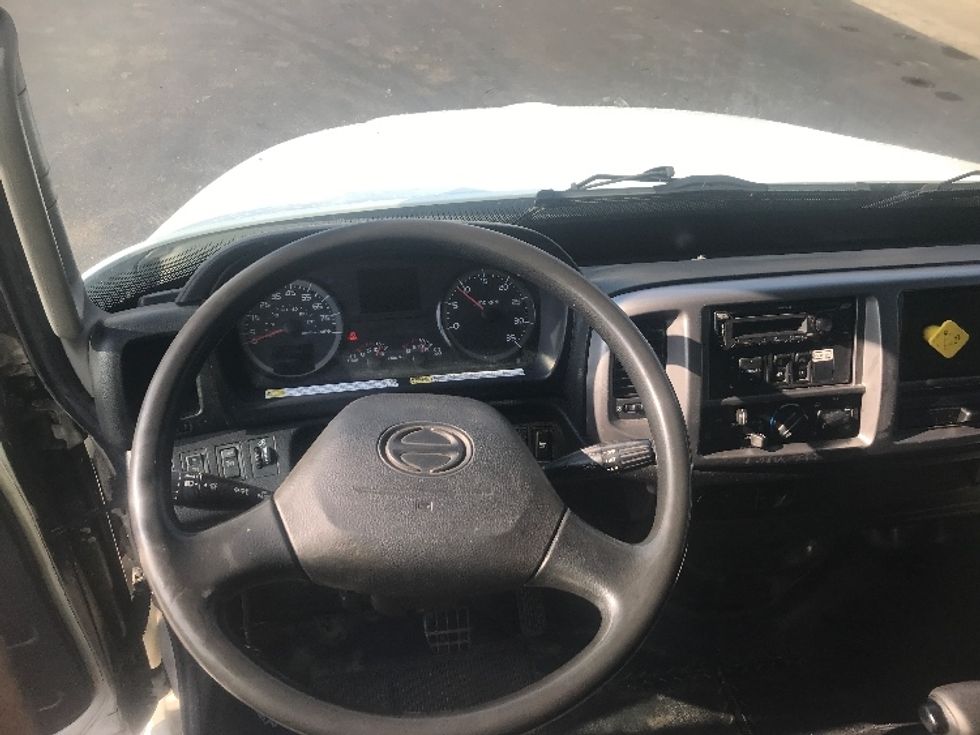Medium Duty Box Truck-Light and Medium Duty Trucks-Hino-2019-268-Pittsburgh-PA-192,493\n\t\tmiles-$ 48,500 - Image 18