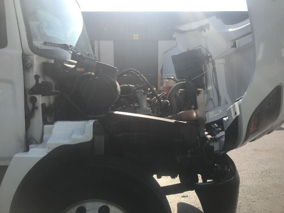 Medium Duty Box Truck-Light and Medium Duty Trucks-Hino-2019-268-Pittsburgh-PA-192,493\n\t\tmiles-$ 48,500 - Image 22
