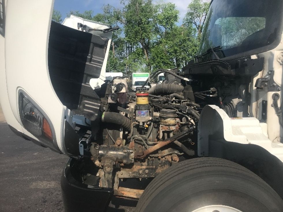 Medium Duty Box Truck-Light and Medium Duty Trucks-Hino-2019-268-Pittsburgh-PA-192,493\n\t\tmiles-$ 48,500 - Image 23