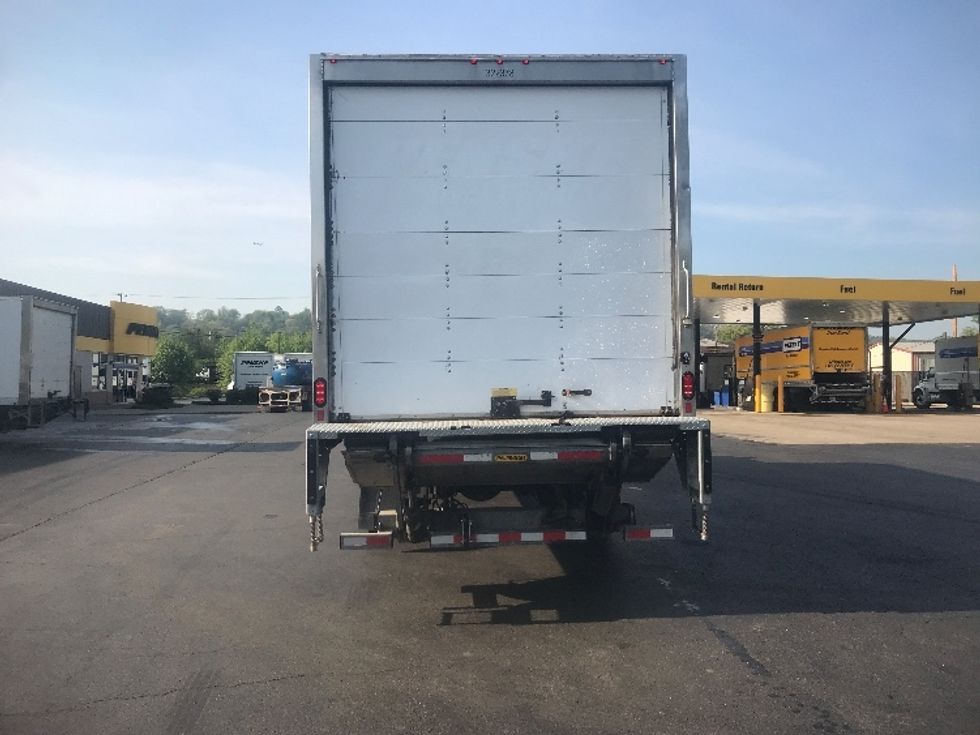 Medium Duty Box Truck-Light and Medium Duty Trucks-Hino-2019-268-Pittsburgh-PA-192,493\n\t\tmiles-$ 48,500 - Image 7