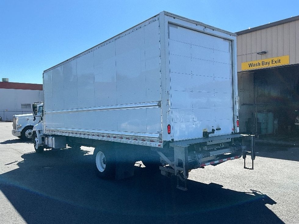 Medium Duty Box Truck-Light and Medium Duty Trucks-Hino-2019-268-Portland-OR-101,660\n\t\tmiles-$ 60,250 - Image 6