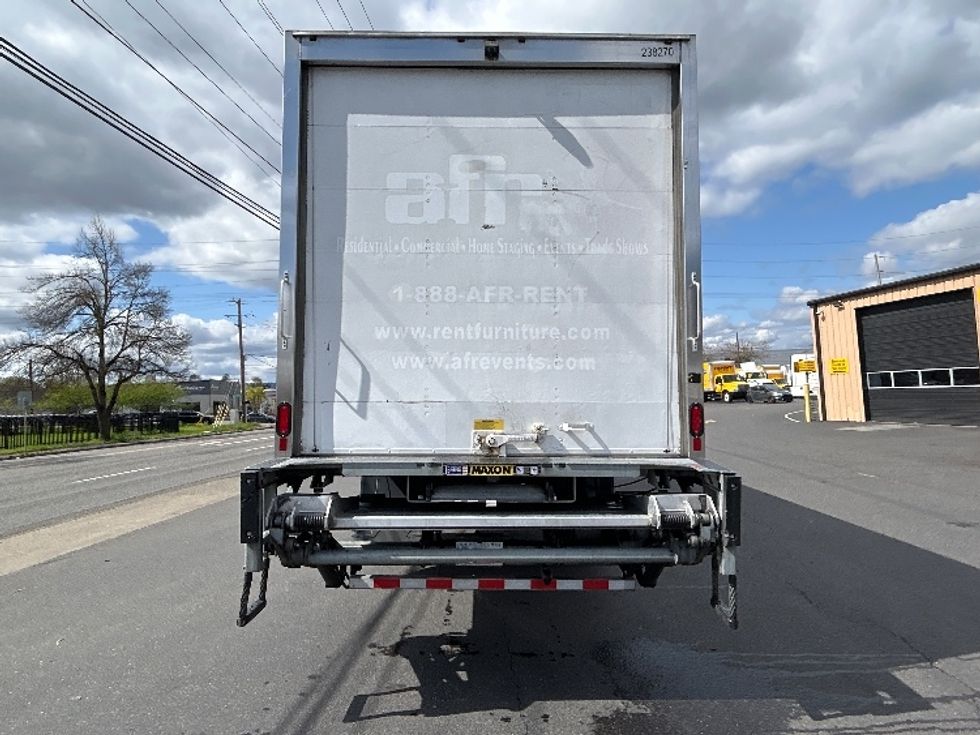 Medium Duty Box Truck-Light and Medium Duty Trucks-Hino-2019-268-Portland-OR-70,848\n\t\tmiles-$ 62,750 - Image 7
