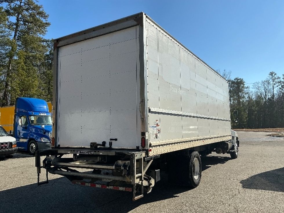 Medium Duty Box Truck-Light and Medium Duty Trucks-Hino-2019-268-Prince George-VA-315,523\n\t\tmiles-$ 29,750 - Image 13