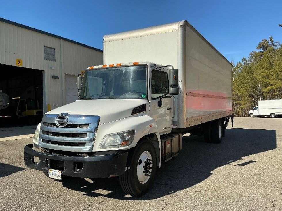 Medium Duty Box Truck-Light and Medium Duty Trucks-Hino-2019-268-Prince George-VA-315,523\n\t\tmiles-$ 29,750 - Image 3