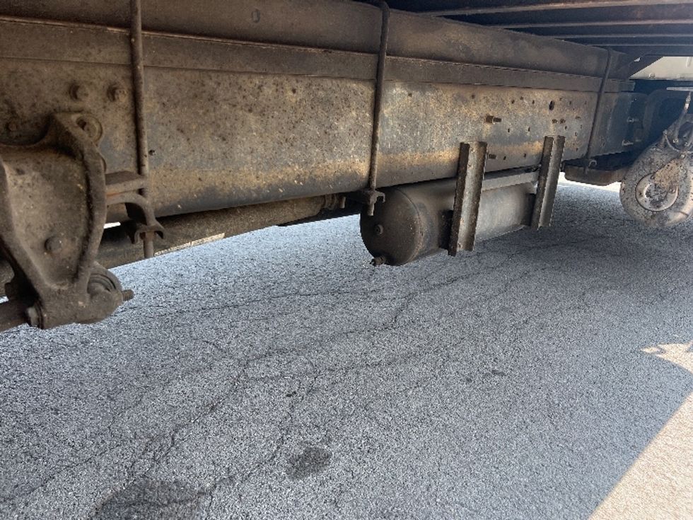 Medium Duty Box Truck-Light and Medium Duty Trucks-Hino-2019-268-Rochester-NY-131,712\n\t\tmiles-$ 37,500 - Image 14