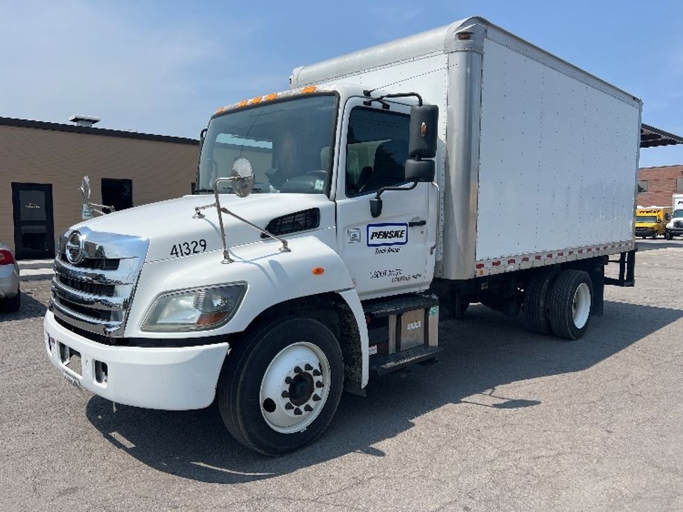 Medium Duty Box Truck-Light and Medium Duty Trucks-Hino-2019-268-Rochester-NY-131,712\n\t\tmiles-$ 37,500 - Image 3