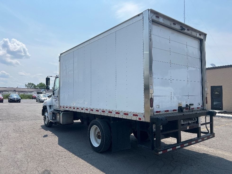 Medium Duty Box Truck-Light and Medium Duty Trucks-Hino-2019-268-Rochester-NY-131,712\n\t\tmiles-$ 37,500 - Image 6