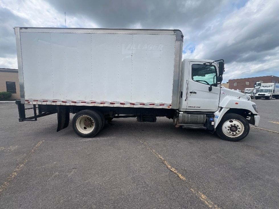 Medium Duty Box Truck-Light and Medium Duty Trucks-Hino-2019-268-Rochester-NY-131,813\n\t\tmiles-$ 36,750 - Image 15