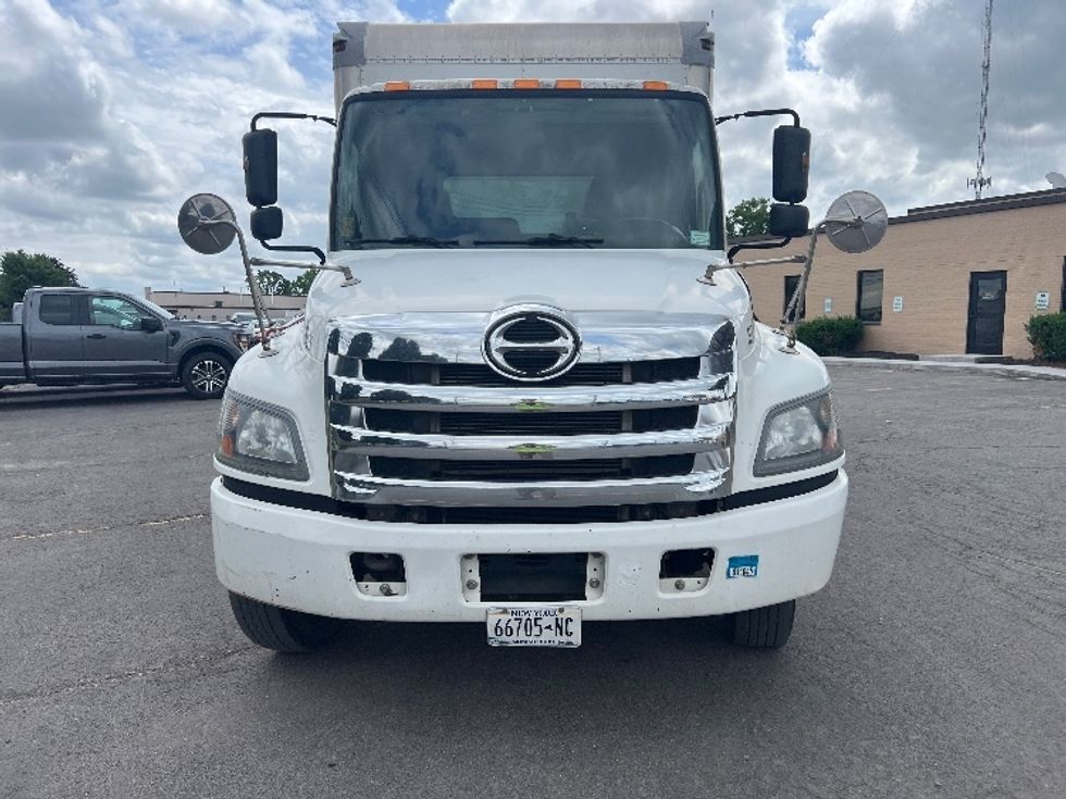 Medium Duty Box Truck-Light and Medium Duty Trucks-Hino-2019-268-Rochester-NY-131,813\n\t\tmiles-$ 36,750 - Image 2