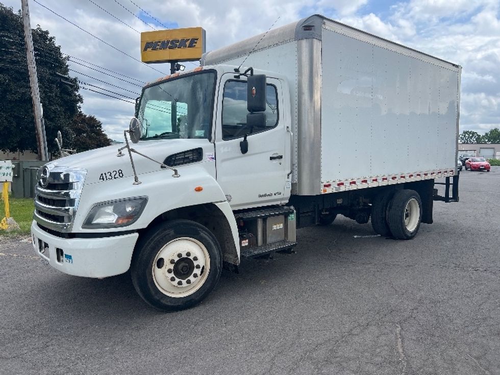 Medium Duty Box Truck-Light and Medium Duty Trucks-Hino-2019-268-Rochester-NY-131,813\n\t\tmiles-$ 36,750 - Image 3