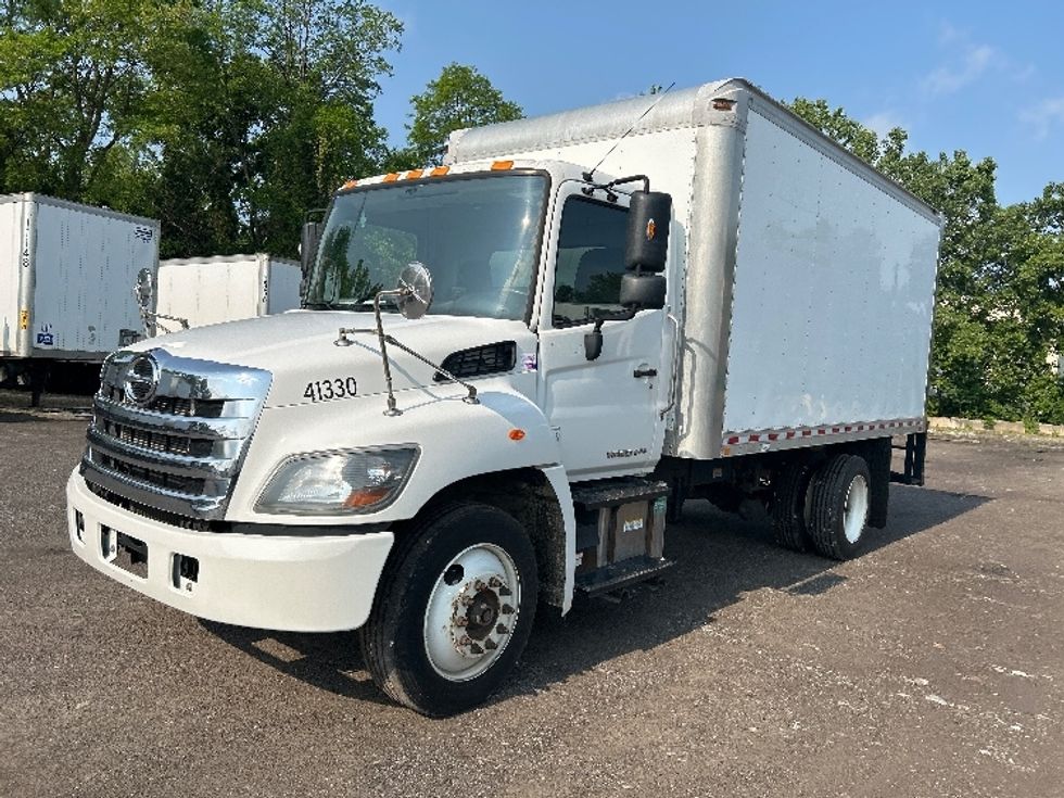 Medium Duty Box Truck-Light and Medium Duty Trucks-Hino-2019-268-Rochester-NY-139,052\n\t\tmiles-$ 36,500 - Image 3