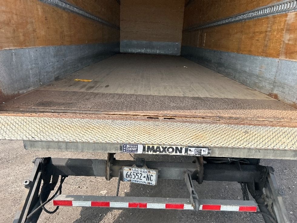 Medium Duty Box Truck-Light and Medium Duty Trucks-Hino-2019-268-Rochester-NY-145,100\n\t\tmiles-$ 48,750 - Image 10
