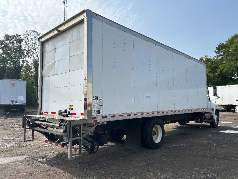Medium Duty Box Truck-Light and Medium Duty Trucks-Hino-2019-268-Rochester-NY-145,100\n\t\tmiles-$ 48,750 - Image 13