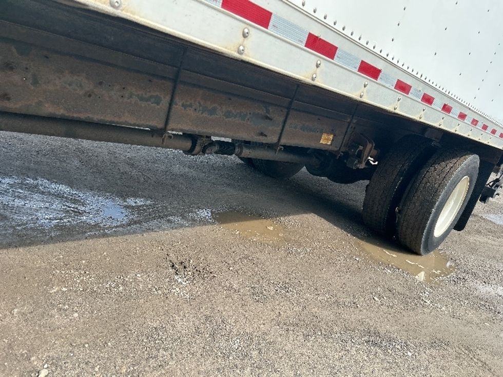 Medium Duty Box Truck-Light and Medium Duty Trucks-Hino-2019-268-Rochester-NY-145,100\n\t\tmiles-$ 48,750 - Image 5