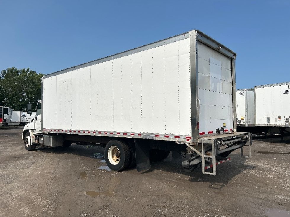 Medium Duty Box Truck-Light and Medium Duty Trucks-Hino-2019-268-Rochester-NY-145,100\n\t\tmiles-$ 48,750 - Image 6