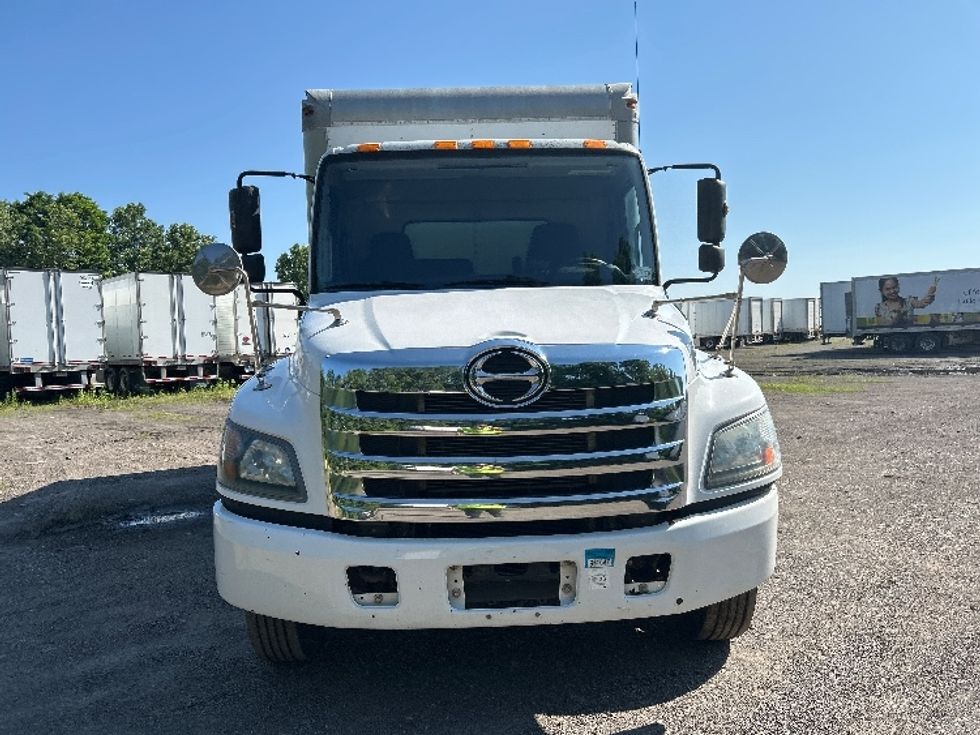 Medium Duty Box Truck-Light and Medium Duty Trucks-Hino-2019-268-Rochester-NY-150,270\n\t\tmiles-$ 36,250 - Image 2