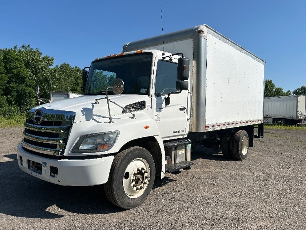 Medium Duty Box Truck-Light and Medium Duty Trucks-Hino-2019-268-Rochester-NY-150,270\n\t\tmiles-$ 36,250 - Image 3