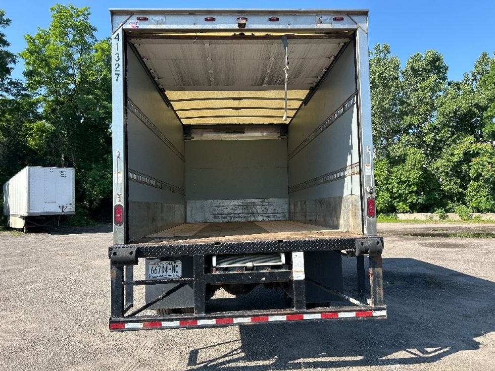 Medium Duty Box Truck-Light and Medium Duty Trucks-Hino-2019-268-Rochester-NY-150,270\n\t\tmiles-$ 36,250 - Image 8