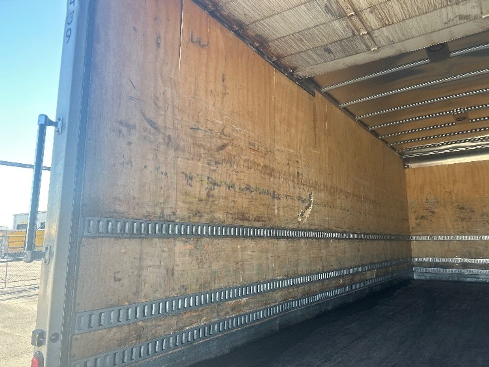 Medium Duty Box Truck-Light and Medium Duty Trucks-Hino-2019-268-Rochester-NY-178,361\n\t\tmiles-$ 47,000 - Image 11