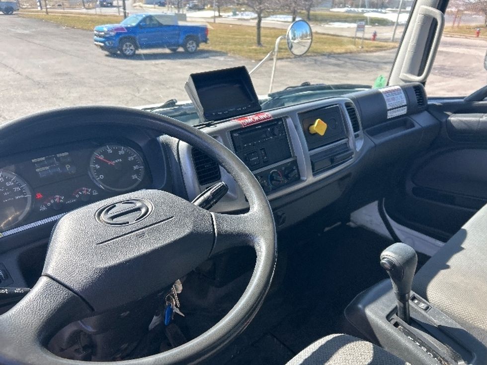Medium Duty Box Truck-Light and Medium Duty Trucks-Hino-2019-268-Rochester-NY-178,361\n\t\tmiles-$ 47,000 - Image 18