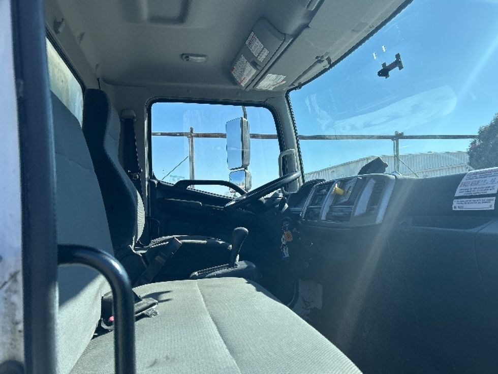 Medium Duty Box Truck-Light and Medium Duty Trucks-Hino-2019-268-Rochester-NY-178,361\n\t\tmiles-$ 47,000 - Image 22